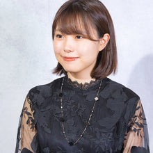 画像をギャラリービューアに読み込む, 漆黒のオニキスが美しいロングネックレス