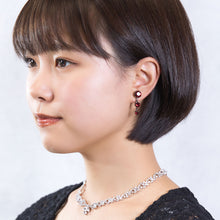 Load image into Gallery viewer, 【TV着用モデル】イヤリング ラインストーン レッド 148046