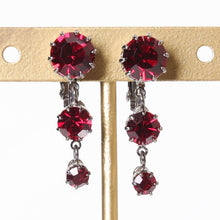 Load image into Gallery viewer, 【TV着用モデル】イヤリング ラインストーン レッド 148046