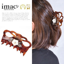 画像をギャラリービューアに読み込む, 花モチーフの白蝶貝(マザーオブパール)の上品な光沢が美しいクリップ「ガーデン」