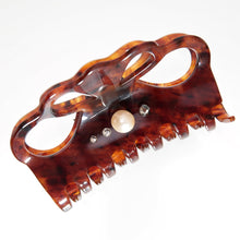 画像をギャラリービューアに読み込む, 花モチーフの白蝶貝(マザーオブパール)の上品な光沢が美しいクリップ「ガーデン」