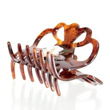 画像をギャラリービューアに読み込む, 花モチーフの白蝶貝(マザーオブパール)の上品な光沢が美しいクリップ「ガーデン」