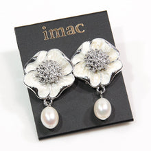 画像をギャラリービューアに読み込む, 【陶山恵実里さん着用】イヤリング 七宝 淡水パール ホワイト フラワー 148248