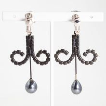 画像をギャラリービューアに読み込む, イヤリング ラインストーン パール クリアカラー グレー 149291