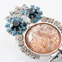 画像をギャラリービューアに読み込む, ふくろうモチーフのブローチ