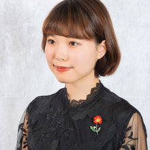 画像をギャラリービューアに読み込む, ブローチ 七宝 淡水パール ラインストーン レッド フラワー 150063 メール便