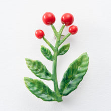 画像をギャラリービューアに読み込む, ブローチ 七宝 木の実 レッド グリーン 150069 メール便