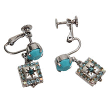 Load image into Gallery viewer, スワロフスキークリスタルをあしらったイヤリング
