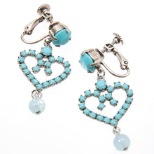 Load image into Gallery viewer, 淡い水色のアクアマリンとスワロフスキークリスタルの組み合わせが上品なイヤリング