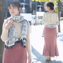 画像をギャラリービューアに読み込む, スカーフ コットン ブルー グレー ローズ タッセル 150128