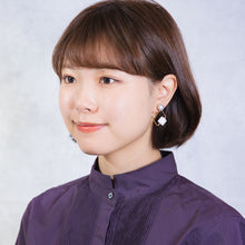 画像をギャラリービューアに読み込む, イヤリング 淡水パール カルサイト グレー ホワイト ゴールド キューブ ジオメトリック 150169