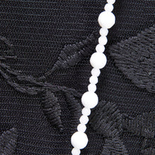 画像をギャラリービューアに読み込む, ファセットカットされた純白のジェイドが美しいロングネックレス