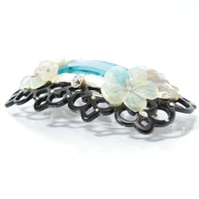 画像をギャラリービューアに読み込む, 上質なボヘミアングラスをあしらい、高級感あふれるバレッタ