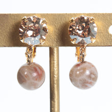 画像をギャラリービューアに読み込む, イヤリング コーラルフォッシル ラインストーン ベージュ ハンギング 150479