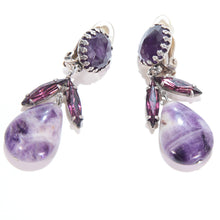 画像をギャラリービューアに読み込む, フランス製の台座に輝くアメシストとチェコ製のラインストーンを組み合わせた、イマックデザイナーによるオリジナルイヤリング