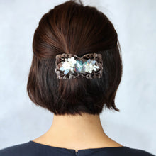 画像をギャラリービューアに読み込む, バレッタ 白蝶貝 ボヘミアングラス ホワイト グレー フラワー 150757