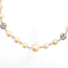 画像をギャラリービューアに読み込む, グラスパールとビジューボールを組み合わせたロングネックレス