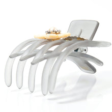 画像をギャラリービューアに読み込む, ボヘミアングラスの花モチーフをあしらったクリップ「スターリリー」