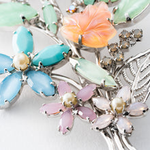画像をギャラリービューアに読み込む, ブローチ ラインストーン ボヘミアングラス パール フラワー パステルカラー 150954