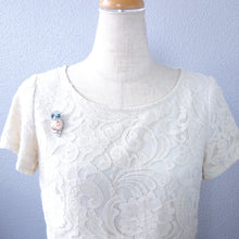 画像をギャラリービューアに読み込む, ふくろうモチーフのブローチ