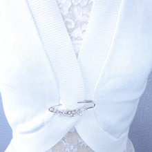 画像をギャラリービューアに読み込む, ブローチ ラインストーン フラワー バタフライ パール クリア ホワイト 137710 メール便