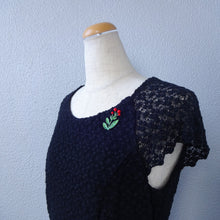 画像をギャラリービューアに読み込む, ブローチ 七宝 木の実 レッド グリーン 150069 メール便