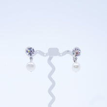 画像をギャラリービューアに読み込む, 【 松丸友紀 アナ着用】イヤリング 淡水 パール ラインストーン クリアカラー ホワイト 129340