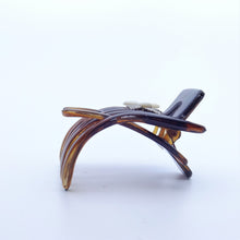 画像をギャラリービューアに読み込む, 白蝶貝の優しい光沢が美しいクリップ「スターリリー」