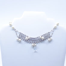 画像をギャラリービューアに読み込む, スワロフスキークリスタルのきらめきとパールの輝きが美しいチョーカー