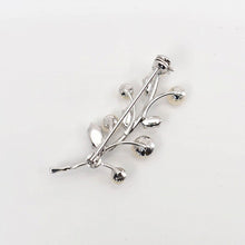 画像をギャラリービューアに読み込む, ブローチ パール ラインストーン ホワイト クリアカラー ボタニカル 140426