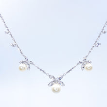 画像をギャラリービューアに読み込む, ラインストーンの煌めきが美しいネックレス