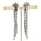 花モチーフのロングイヤリング