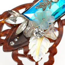 画像をギャラリービューアに読み込む, バレッタ ボヘミアングラス 天然石 カーネリアン 白蝶貝 クォーツ ラインストーン ブルー クリアカラー ブラウン フラワー 留金8cm 142497
