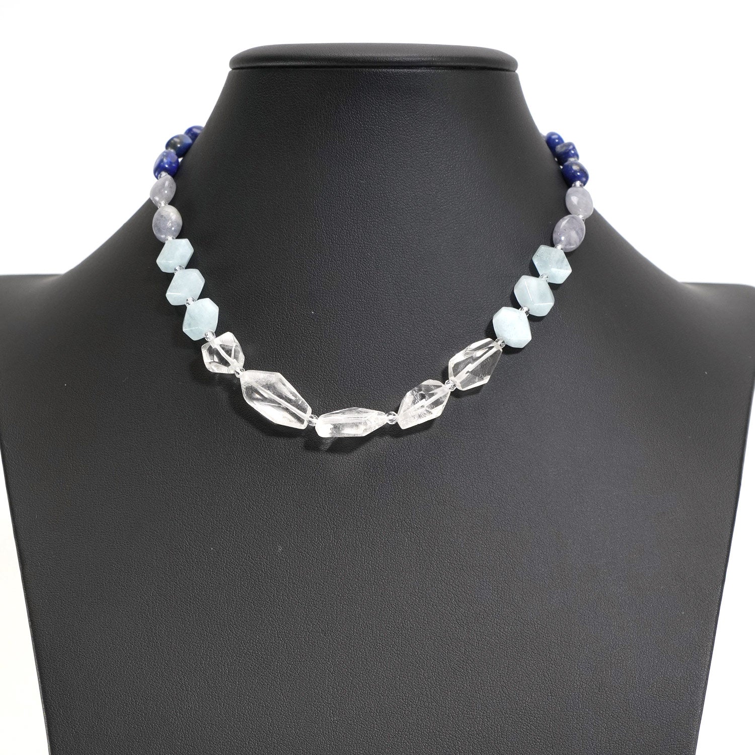 #2232 ♡アクアマリン&アイオライト&カット水晶天然石♡マクラメネックレス 2232 ♡アクアマリン&アイオライト&カット水晶天然石♡マクラメ