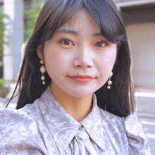 画像をギャラリービューアに読み込む, イヤリング パール ロング ホワイト 149753
