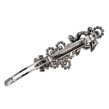 Load image into Gallery viewer, バレッタ ラインストーン グレー ホワイト クリアカラー フラワー 留金6cm 153074
