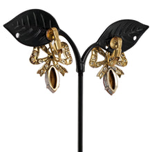 画像をギャラリービューアに読み込む, イヤリング ラインストーン パール レッド ホワイト ゴールド リボン er060424
