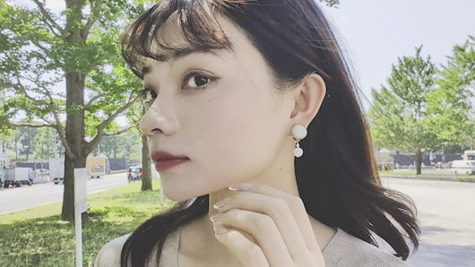 ファセットカットのジェイドが美しい天然石イヤリング